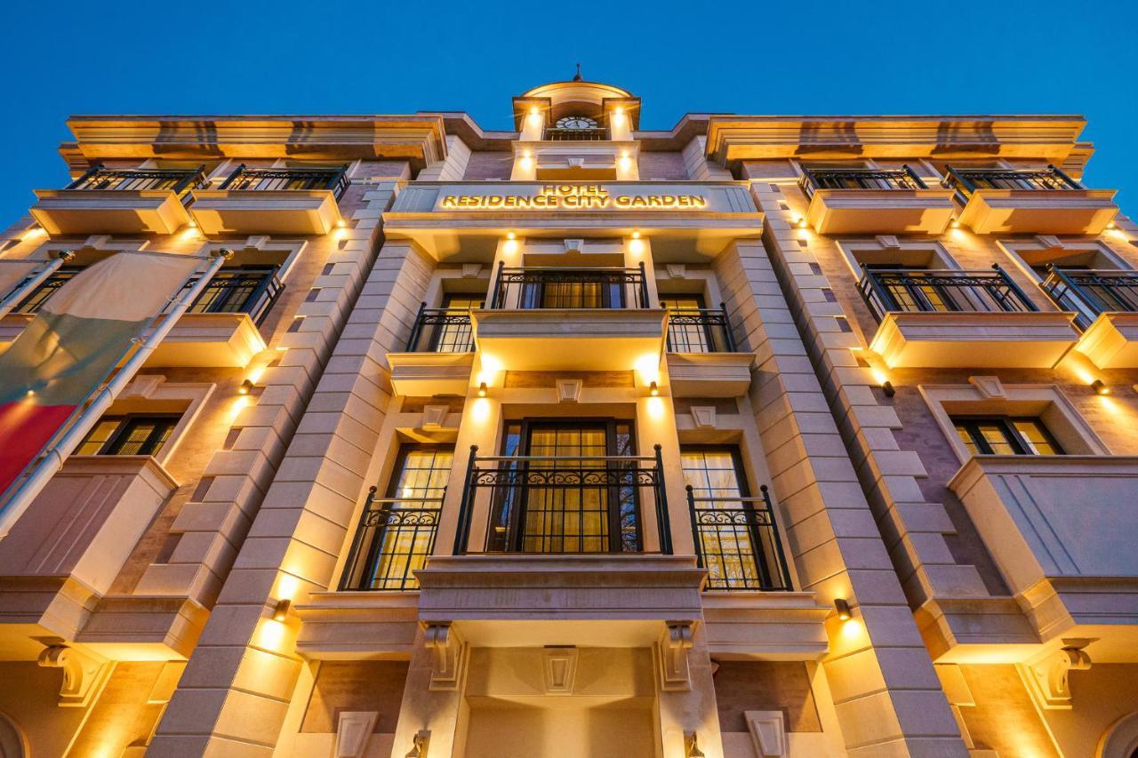Residence City Garden - Certificate Of Excellence Top 10 Best Five-Stars City Hotels For 2024 Awarded By Htif Plovdiv Esterno foto