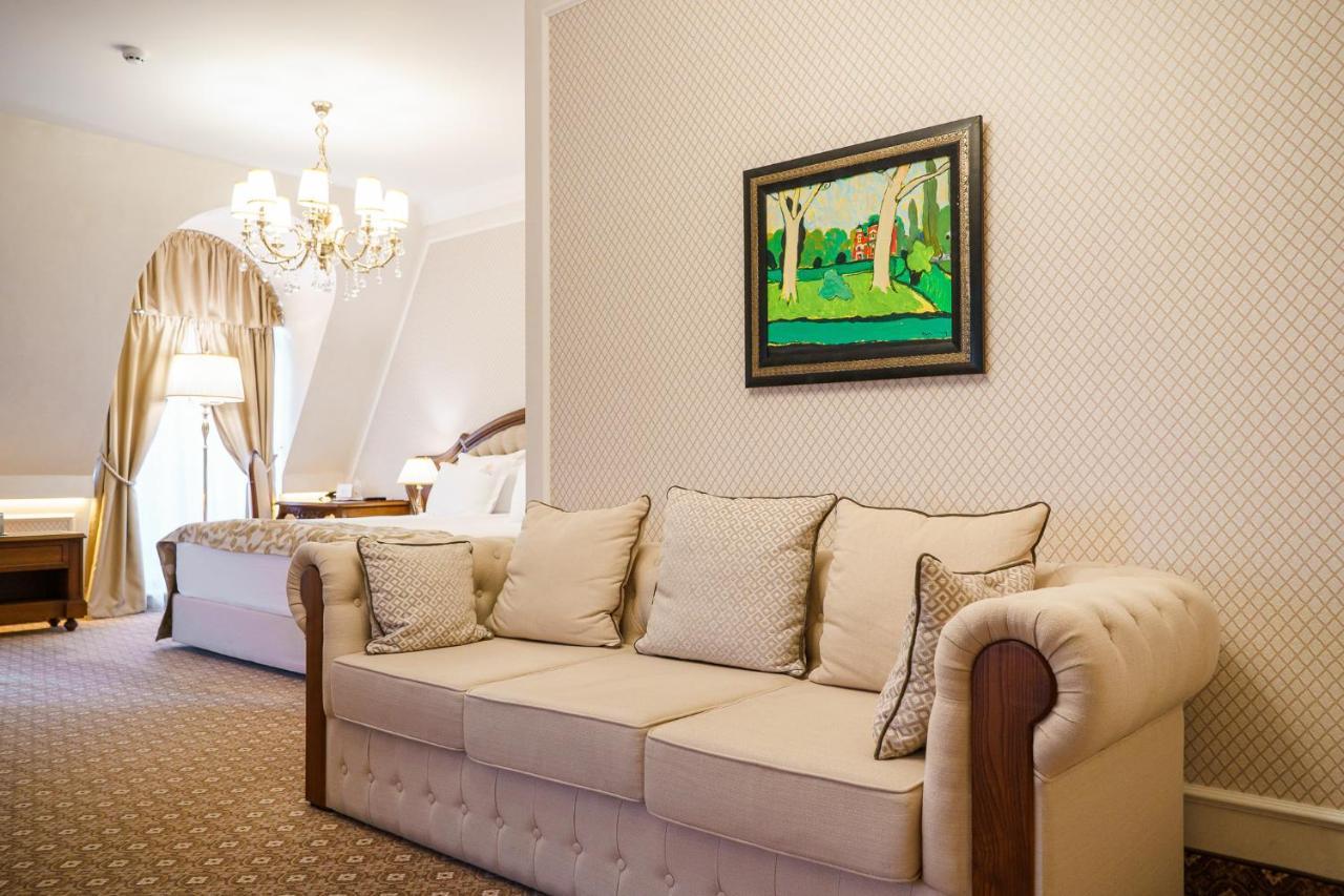 Residence City Garden - Certificate Of Excellence Top 10 Best Five-Stars City Hotels For 2024 Awarded By Htif Plovdiv Esterno foto