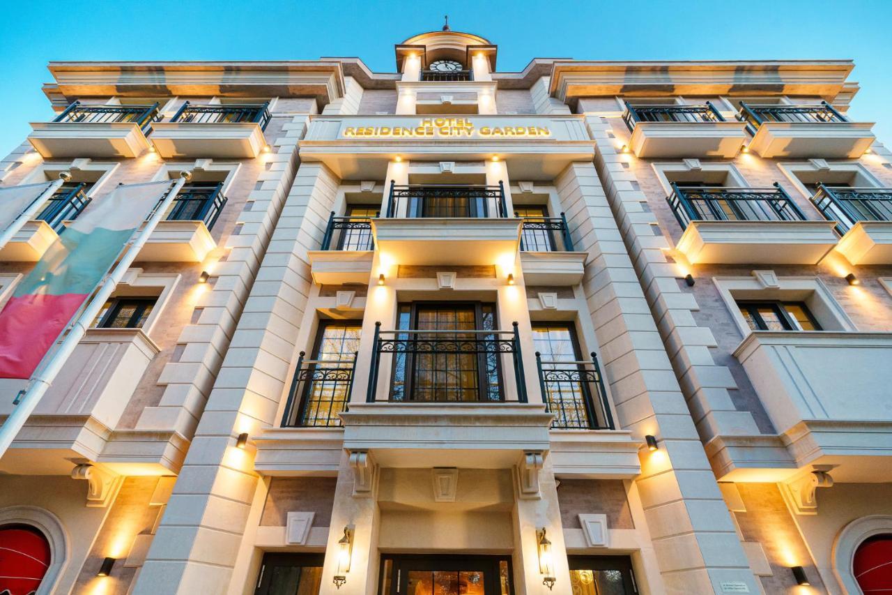 Residence City Garden - Certificate Of Excellence Top 10 Best Five-Stars City Hotels For 2024 Awarded By Htif Plovdiv Esterno foto