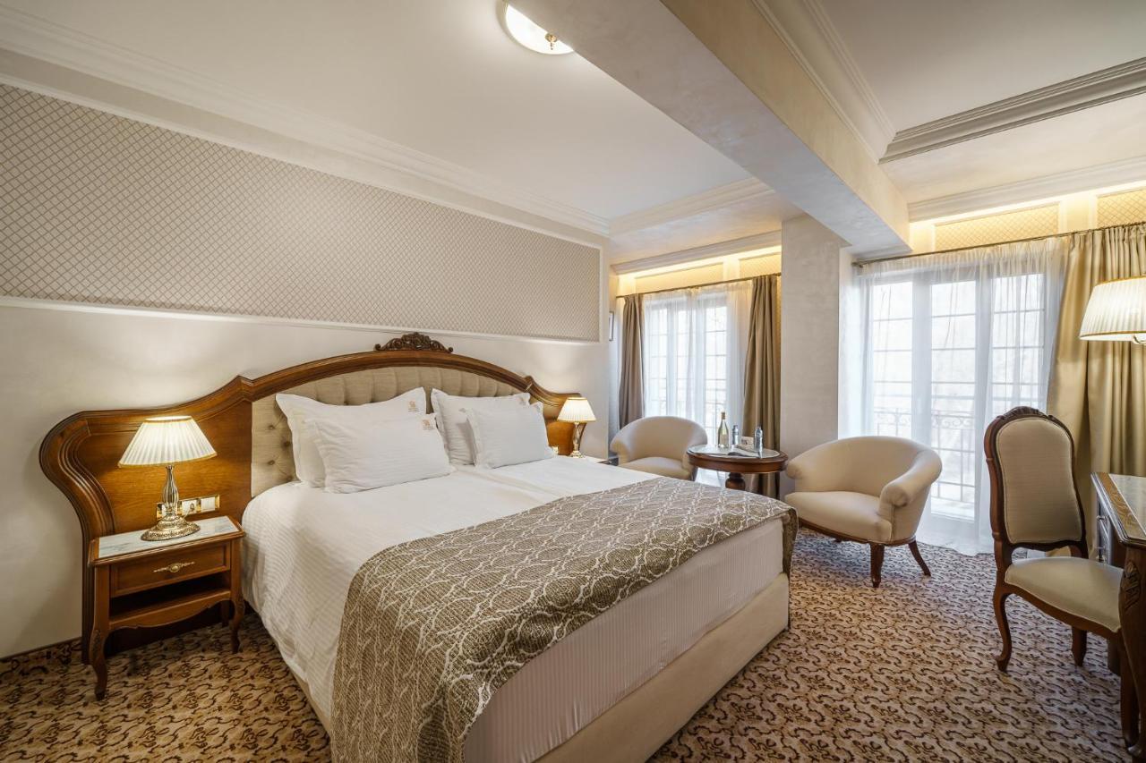 Residence City Garden - Certificate Of Excellence Top 10 Best Five-Stars City Hotels For 2024 Awarded By Htif Plovdiv Esterno foto
