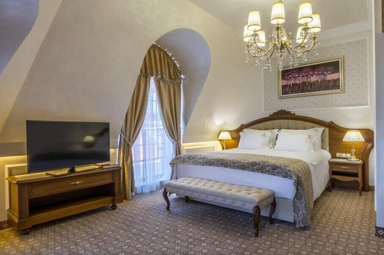 Residence City Garden - Certificate Of Excellence Top 10 Best Five-Stars City Hotels For 2024 Awarded By Htif Plovdiv Esterno foto