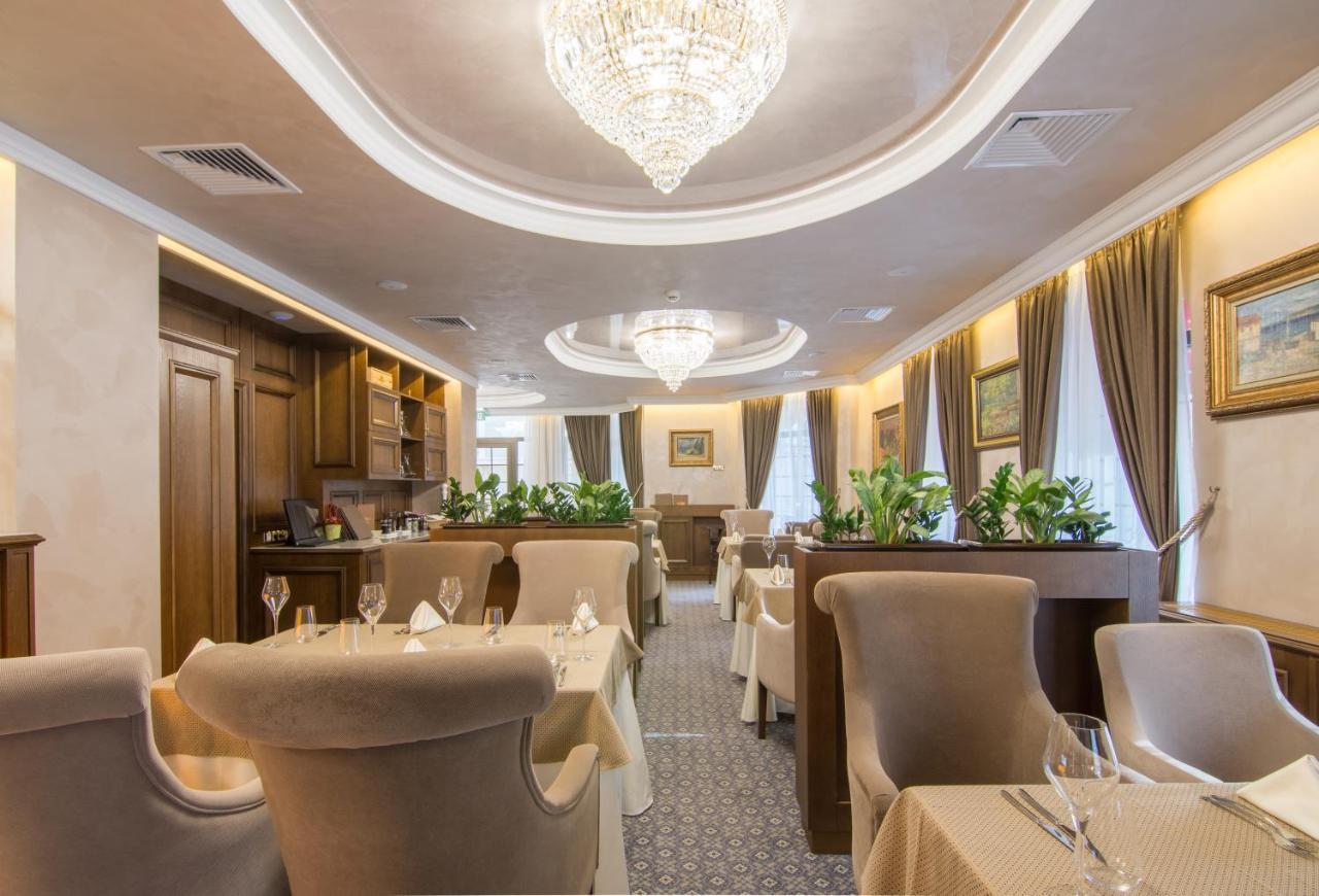 Residence City Garden - Certificate Of Excellence Top 10 Best Five-Stars City Hotels For 2024 Awarded By Htif Plovdiv Esterno foto