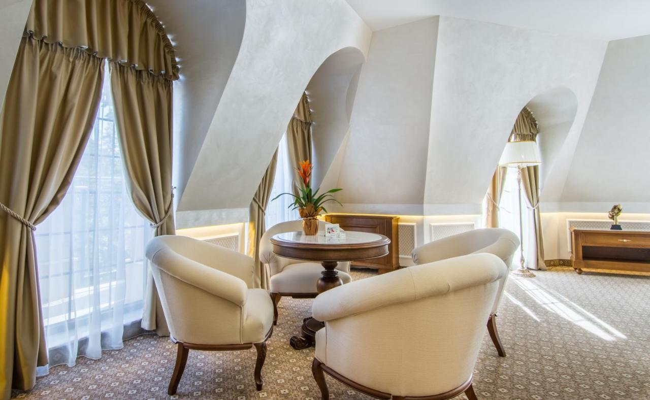 Residence City Garden - Certificate Of Excellence Top 10 Best Five-Stars City Hotels For 2024 Awarded By Htif Plovdiv Esterno foto